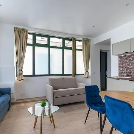 New Two Bedroom Two Bathroom 15 Near Eiffel With Air Conditioning Appartamento